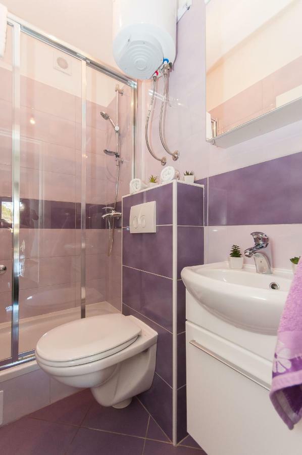 Apartment Ines โอมิช ภายนอก รูปภาพ